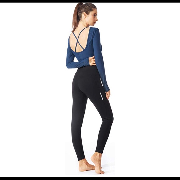 NWOT set Of Three Yoga crop top long sleeve tops - Picture 2 of 8